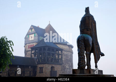 battery tower of Castle Burg with rider statue of archbishop Engelbert II, Germany, North Rhine-Westphalia, Bergisches Land, Solingen Stock Photo