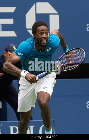 Gael Monfils (FRA) competing in the 2016 US Open Men's Semi-Final Stock Photo