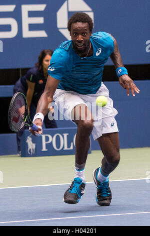 Gael Monfils (FRA) competing in the 2016 US Open Men's Semi-Final Stock Photo