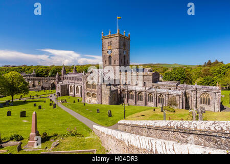 St Davids Cathedral, Pembrokeshire Coast National Park, Pembrokeshire, Wales, United Kingdom, Europe. Stock Photo