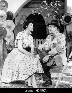 AVA GARDNER and Humphrey Bogart on the set of their 1954 film The Barefoot Contessa Stock Photo