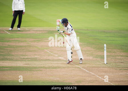 London, UK. 20th Sep, 2016. day one of the Specsavers County Championship Division One match between Middlesex and Yorkshire at Lords on September 20, 2016 in London, England. Credit:  Michael Jamison/Alamy Live News Stock Photo