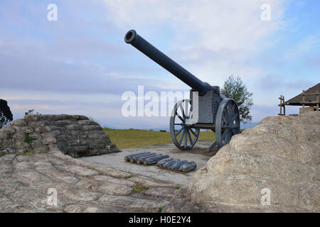 Long Tom Monument,a French field gun commemorating the last use of the Boer 155 mm Creusot Long Tom guns during the 2nd Boer War, South Africa Stock Photo