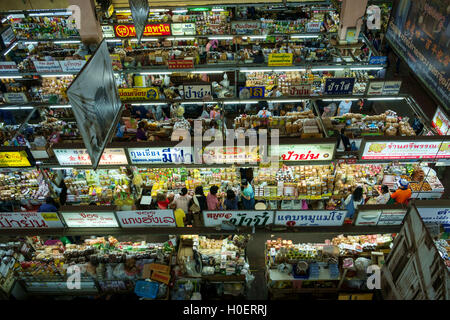 View from above of the interior of Warorot Market (Talat Warorot) in Chiang Mai, Thailand. Stock Photo