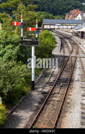 GWR style semaphore signals on the Llangollen heritage railway Stock Photo