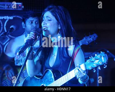 Bollywood playback singer Shibani Kashyap performs at the Drunk House, in New Delhi, India on September 10, 2016 Stock Photo