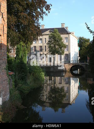 Late 18th century Huis Cohen (Cohen House) in the medieval city centre of Amersfoort, Netherlands. Reflected in Zuidsingel canal Stock Photo