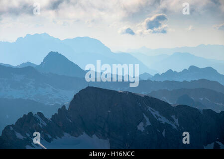 Mountains, silhouette, Hochseiler in front, 2793m, Schönfeldspitze mid left, 2653m, view from Hochkönig, 2941m Stock Photo