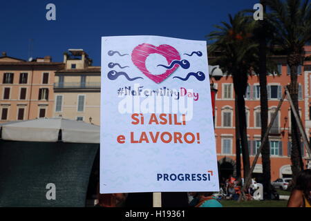 Roma, Italy. 22nd Sep, 2016. Demonstration against the Fertility Day, an initiative promoted by the Minister Beatrice Lorenzin to encourage births in Italy. Credit:  Matteo Nardone/Pacific Press/Alamy Live News Stock Photo