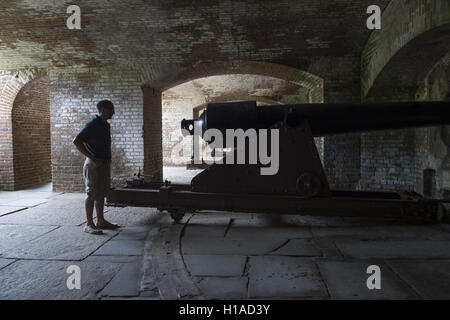 Charleston, SC, USA. 18th Sep, 2016. Visitors at Fort Sumter National Historic Site where the Civil War began in 1861. The fort is part of the U.S. National Park system and is in critical need of repair, Park Service officials admit. On the 100th anniversary of the national parks, they, like their state counterparts, are in dire straits ''” more than $12 billion behind in maintenance and operating on a $3 billion budget. National parks nationwide brought in 307 million visitors in 2015 and generated $32 billion in economic activity, according to the federal Department of the Interior.Natio Stock Photo