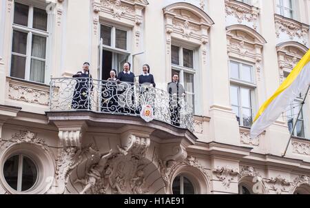 Munich, Germany. 19th Sep, 2016. Oktoberfest 2016 and it's traditional march that took a place in Munich, Germany on Sunday, September 18th, 2016 © David Tesinsky/Svobodne Forum/ZUMA Wire/Alamy Live News Stock Photo