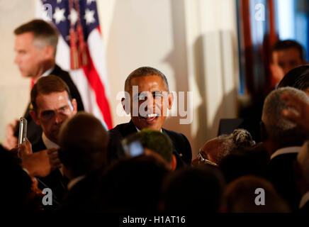 Washington DC, USA. 23rd Sep, 2016. US President Barack Obama shakes hands after delivering remarks at the reception in honor of the opening of the Smithsonian National Museum of African American History and Culture, in the Grand Foyer of the White House September 22, 2016, Washington, DC. Credit: Aude Guerrucci/Pool via CNP /MediaPunch Credit:  MediaPunch Inc/Alamy Live News Stock Photo