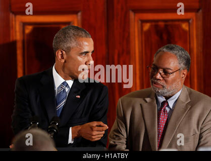 Washington, Us. 22nd Sep, 2016. US President Barack Obama delivers remarks, while Lonnie Bunch, the director of the Smithsonian National Museum of African American History and Culture listens, at the reception in honor of the opening of the museum in the Grand Foyer of the White House September 22, 2016, Washington, DC. Credit: Aude Guerrucci/Pool via CNP - NO WIRE SERVICE - Credit:  dpa/Alamy Live News Stock Photo