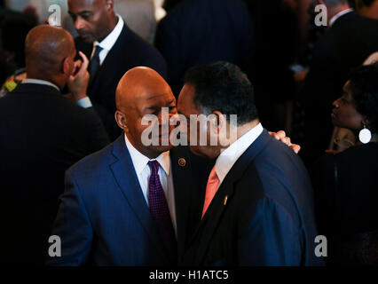 Washington, Us. 23rd Sep, 2016. Rep. Elijah Cummings (D-MD) speaks with Rev. Jesse Jackson during a reception in honor of the opening of the Smithsonian National Museum of African American History and Culture listens, in the Grand Foyer of the White House September 23, 2016, Washington, DC. Credit: Aude Guerrucci/Pool via CNP - NO WIRE SERVICE - Credit:  dpa/Alamy Live News Stock Photo