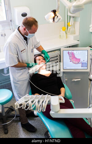 Cerec CAD-CAM system for the placement of inlays, onlays, crowns and ...