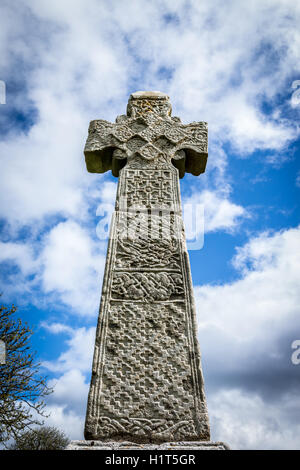 St Tola's Cross in Dysert O'Dea, Co. Clare, Ireland. Irish high cross in field. Stock Photo