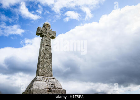 St Tola's Cross in Dysert O'Dea, Co. Clare, Ireland. Irish high cross in field. Stock Photo