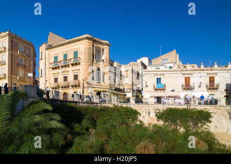 SYRACUSE, ITALY - SEPTEMBER 14, 2015: Italian houses on the island of Ortygia in Syracuse, Sicily, Italy Stock Photo