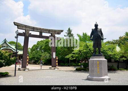 Toyotomi Hideyoshi statue at Hokoku Shrine for people pray and visit at Osaka Castle Park on July 10, 2015 in Osaka, Japan Stock Photo