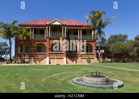 An Edwardian building erected in 1912, it was the administrative offices for the Great Cobar Copper Mine Australia until 1920. Stock Photo