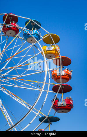 The Wonder Shows midway ferris wheel at the 2016 Harvest Festival in ...