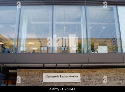 St. Louis, Us. 23rd Sep, 2016. A view of the Research Laboratories in building Q at the headquarters of the Monsanto Company, in St. Louis, Missouri on September 23, 2016. Photo: Daniel Dreifuss/dpa/Alamy Live News Stock Photo