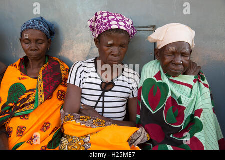 Ribaue Hospital, Ribaue,  Nampula Province, Mozambique, August 2015:  Benificiaries queue to have their cataract operations. Photo by Mike Goldwater Stock Photo