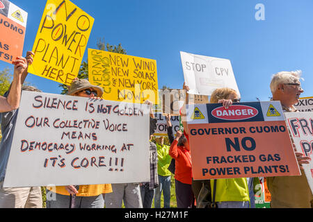 Wawayanda, United States. 24th Sep, 2016. Local residents and activist groups held a press conference and a protest rally calling for the immediate stop of the construction of the CPV gas-fired power plant in the Orange County town of Wawayanda due to the unfolding federal corruption investigation. Earlier this year a CPV consultant, Todd Howe, pled guilty to extortion, bribery and tax fraud. Credit:  Erik McGregor/Pacific Press/Alamy Live News Stock Photo