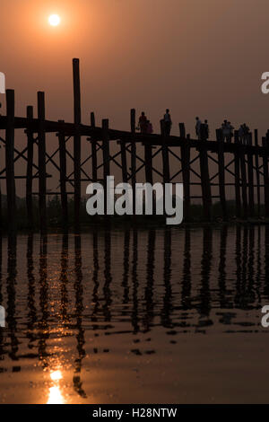 Silhouette of U Bein Bridge Myanmar at sunset, the longest teak bridge ...