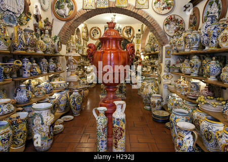 Souvenir shop with typical ceramics, historic centre, San Gimignano, Province of Siena, Tuscany, Italy Stock Photo