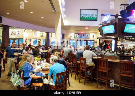 St. Saint Augustine Florida,World Golf Village,Murray Bros. Caddy Shack,restaurant restaurants food dining cafe cafes,interior inside,tables,family fa Stock Photo