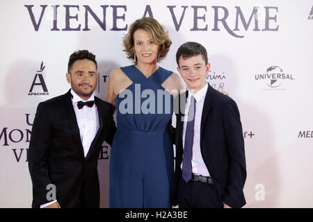 Director Juan Antonio Bayona and actors Sigourney Weaver and Lewis Macdougall at premier of 'A Monster Calls'  26/09/2016  Madrid © Gtres Información más Comuniación on line,S.L./Alamy Live News Stock Photo