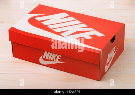 boîte à chaussure nike boîte à chaussure nike
