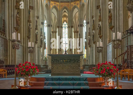 Altar and Chancel in Cathedral of St Peter, Cologne, Germany Stock Photo