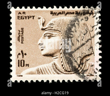 Postage stamp from Egypt depicting the Sphinx and middle pyramid Stock ...