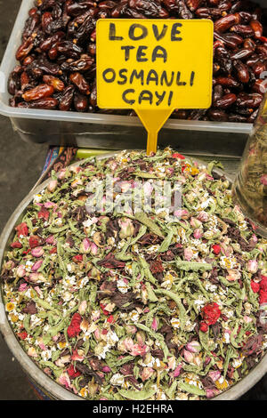 Exotic spice market at the Grand Bazaar Istanbul, Turkey Stock Photo: 68526259 - Alamy