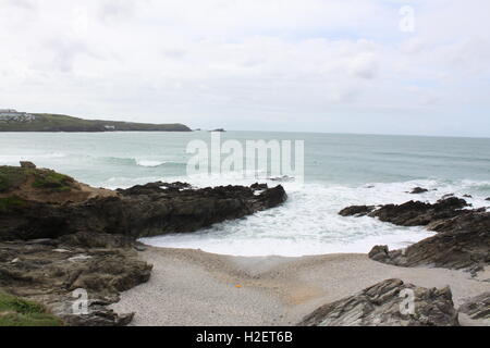 Cornwall, UK. 12th Sep, 2016. View of Fistral Bay, a production location for the Rosamunde Pilcher series of ZDF television in Cornwall, England, 12 September 2016. PHOTO: PHILIP DETHLEFS/dpa/Alamy Live News Stock Photo