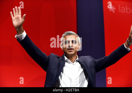 Liverpool, UK. 27th September, 2016. Sadiq Khan Mayor of London addresses the Labour Party Delegation at their conference in Liverpool    Credit:  Della Batchelor/Alamy Live News Stock Photo