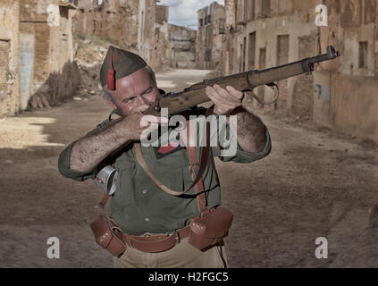 Spanish Civil War Nationalist soldier in Belchite Stock Photo