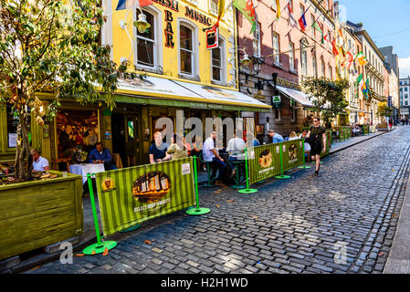 The Oliver St John Gogarty Bar on Anglesea Street in Temple Bar, Dublin, Ireland Stock Photo