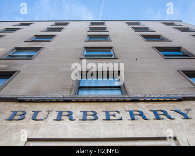 Burberry 444 outlet madison avenue foundation