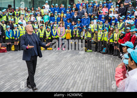 London, UK. 29th September, 2016. The Mayor of London, Sadiq Khan, launches the new London Curriculum for primary schools at the London Curriculum Festival at the Scoop, accompanied by hundreds of local schoolchildren. More than 1,800 primary schools across 33 London boroughs will be able to bring learning to life, inspired by London’s people, places and heritage, as part of the new ‘Going Underground’ unit on the London Curriculum. Credit:  Mark Kerrison/Alamy Live News Stock Photo