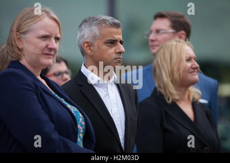 London, UK. 29th Sep, 2016. The Mayor of London, Sadiq Khan, seen here with Joanne McCartney (Deputy Mayor for Education) and Yelena Baturina (founder of the Be Open Foundation), prepares to launch the new London Curriculum for primary schools at the London Curriculum Festival at the Scoop. Credit:  Mark Kerrison/Alamy Live News Stock Photo