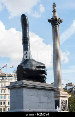 London, UK.  30 September 2016.  The new bronze artwork called 'Really Good' by the artist David Shrigley is now on display in Trafalgar Square.  The public can enjoy seeing a giant hand with a seven metre, disproportionately long thumb.  The artwork is intended to bring a feeling of positivity to the viewer. Credit:  Stephen Chung / Alamy Live News Stock Photo