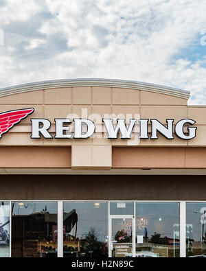 RED WING 店舗看板 シューホーンゲット！！レッドウィング東京青山店に行ってき