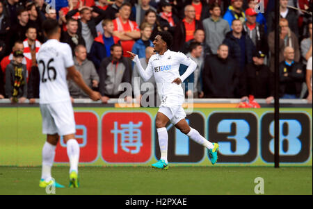 Swansea City's Leroy Fer celebrates scoring his side's first goal of the game during the Premier League match at the Liberty Stadium, Swansea. Stock Photo