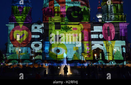 Berlin, Germany. 30th Sep, 2016. The Berlin Cathedral is illuminated in color during the 'Berlin Shines' festival in Berlin, Germany, 30 September 2016. Photo: MAURIZIO GAMBARINI/dpa/Alamy Live News Stock Photo