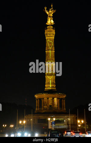 Berlin, Germany. 30th Sep, 2016. The Victory Column is illuminated with hearts during the 'Berlin Shines' festival in Berlin, Germany, 30 September 2016. Photo: MAURIZIO GAMBARINI/dpa/Alamy Live News Stock Photo