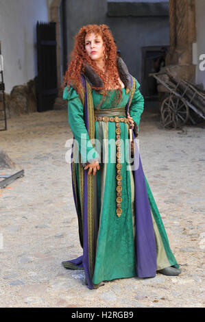 Jindrichuv Hradec, Czech Republic. 29th Sep, 2016. Actress Ruby O'Fee (as Veva) pictured during filming of the SAT.1 historical drama 'Die Ketzerbraut' (lit. The Heretic Bride) at the castle in Jindrichuv Hradec, Czech Republic, 29 September 2016. Sat.1 is making a TV film version of the novel of the same name by I. Lorentz, which is due to be broadcast in 2017. PHOTO: URSULA DUEREN/DPA/Alamy Live News Stock Photo