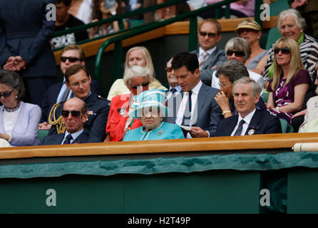 From left to right the Duke of Kent, Queen Elizabeth and club chairman Tim Phillips, in the back Tim Henman and Virginia Wade